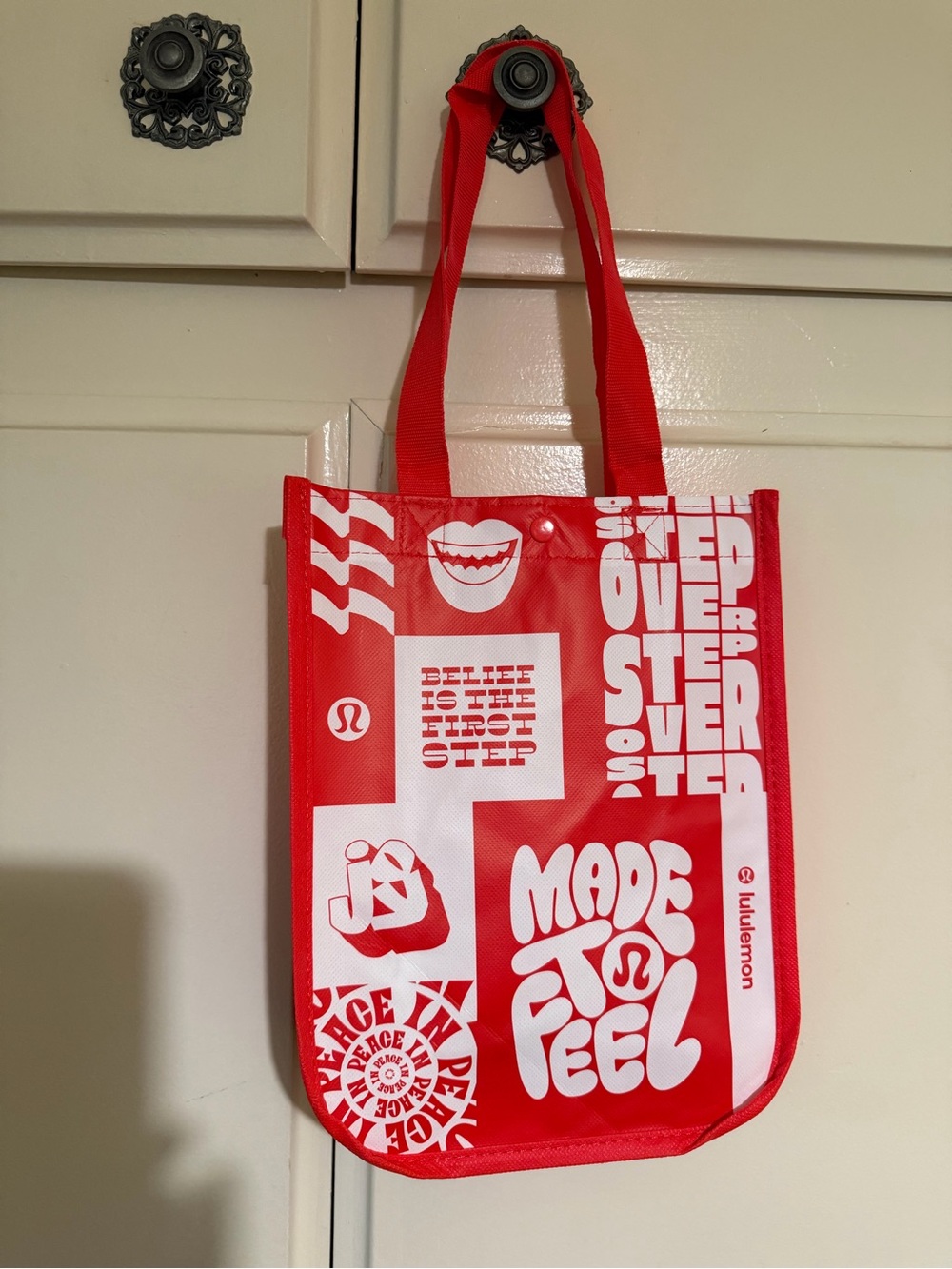 lululemon athletica Red and White Graphic Tote w/ snap closure Limited edition!
